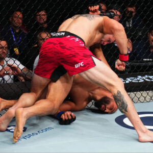KO Brutal Barriault Bikin Bruno Silva Ditandu Keluar Octagon