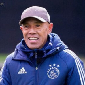 Media Belanda Sebut Legenda Ajax Simon Tahamata Sepakat Gabung Timnas Indonesia