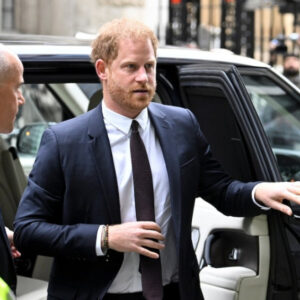 Pangeran Harry Dikabarkan Resmi Dicoret dari Garis Suksesi Kerajaan Inggris