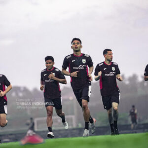 Timnas Indonesia Latihan Perdana Jelang Lawan China, Kluivert Ogah Jemawa