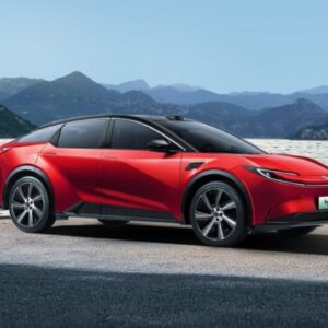 Toyota resmi luncurkan bZ5 dengan sokongan baterai dari BYD