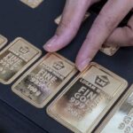 Harga Emas Antam Ambruk Lagi, Hari Ini Ambles Rp25 Ribu