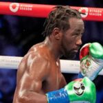 Terence Crawford Babak Belur Lawan Saul Canelo Alvarez di Kelas 76,2 Kg