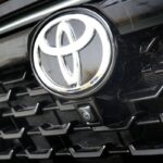 Toyota tarik 69.586 kendaraan karena kerusakan kluster instrumen