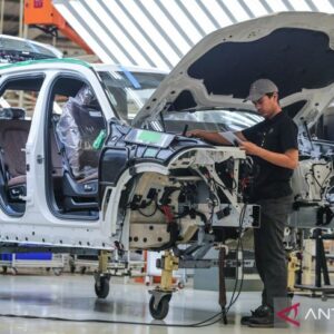 Begini proses perakitan mobil BMW di Indonesia