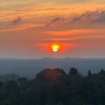 Berburu Senja dan Primata Mungil Menggemaskan di Bukit Peramun Belitung