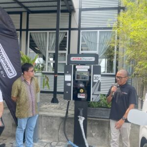 Astra Otopower rambah pulau Sumatera dukung pengembangan eksosistem EV