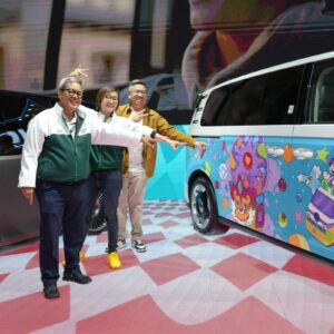 Maxdecal dan Ekraf kolaborasi melalui kampanye New Buzz in Life