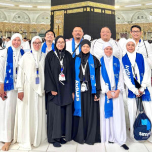 J99 Corp Hadiahi Karyawan Terbaik Ibadah Umrah Gratis