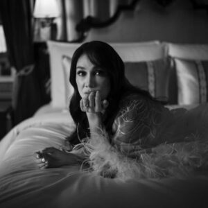 Luna Maya Pakai Gelang Bvlgari Rp1,5 M di Resepsi, Netizen: Makin Kelihatan Mahal!